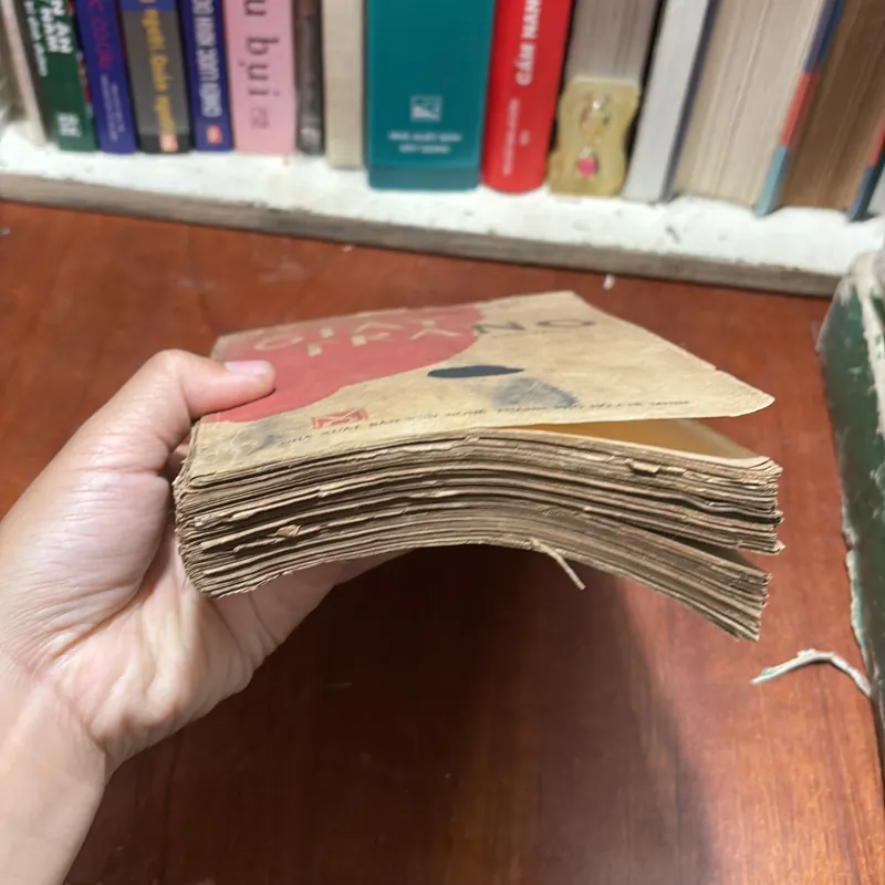 [Sách 8x] - II Tiểu Thuyết: Giấy Trắng - Triệu Xuân - 1985 797580