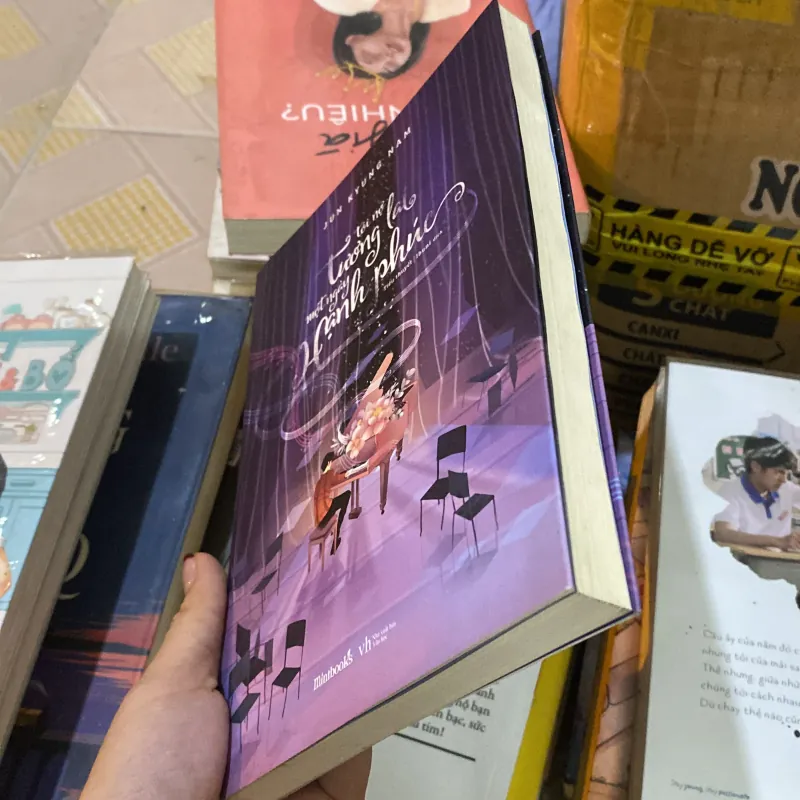 Tôi nợ tương lai một ngày hạnh phúc  972356