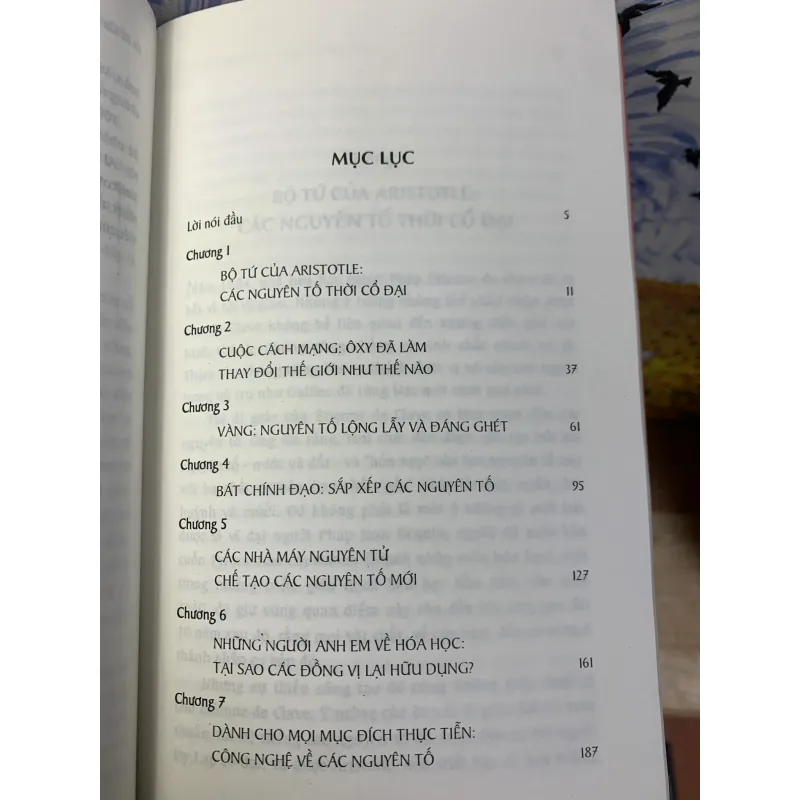 Các Nguyên Tố, Dẫn Nhập Ngắn - Philip Ball 926270