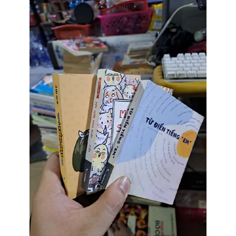 Từ điển tiếng em - một cuốn sách buồn cười - vui vẻ không quạo nha - mới 90% - Truyện teen Việt Nam - HCM0111 Blogmeo 281125 711273
