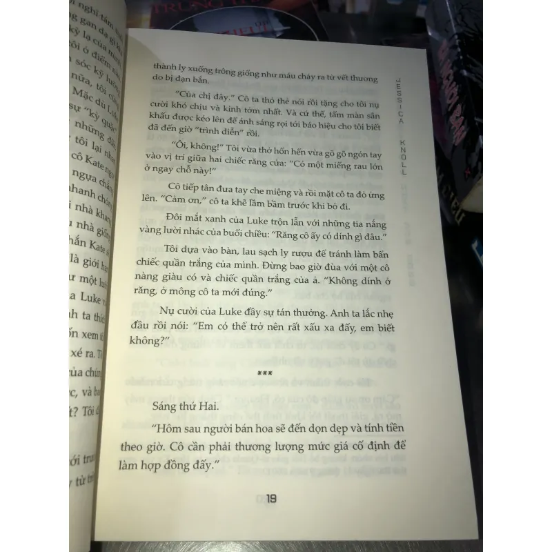 Cô gái may mắn nhất còn sống - Jessica Knoll 971455