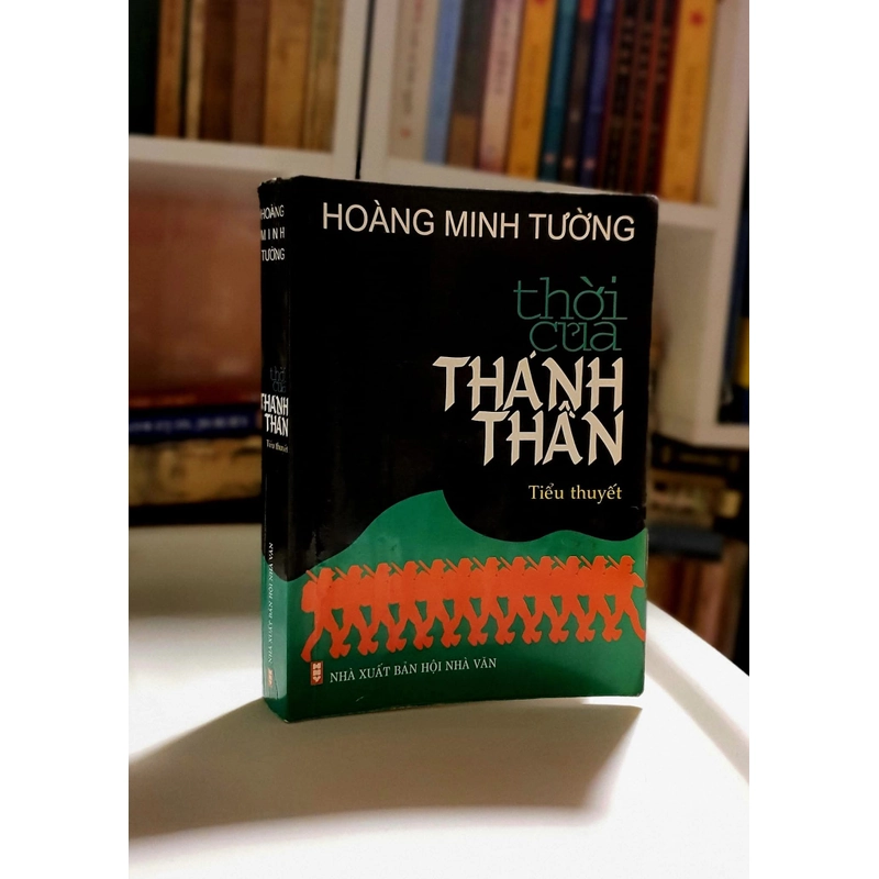 Thời của thánh thần - Hoàng Minh Tường 447523