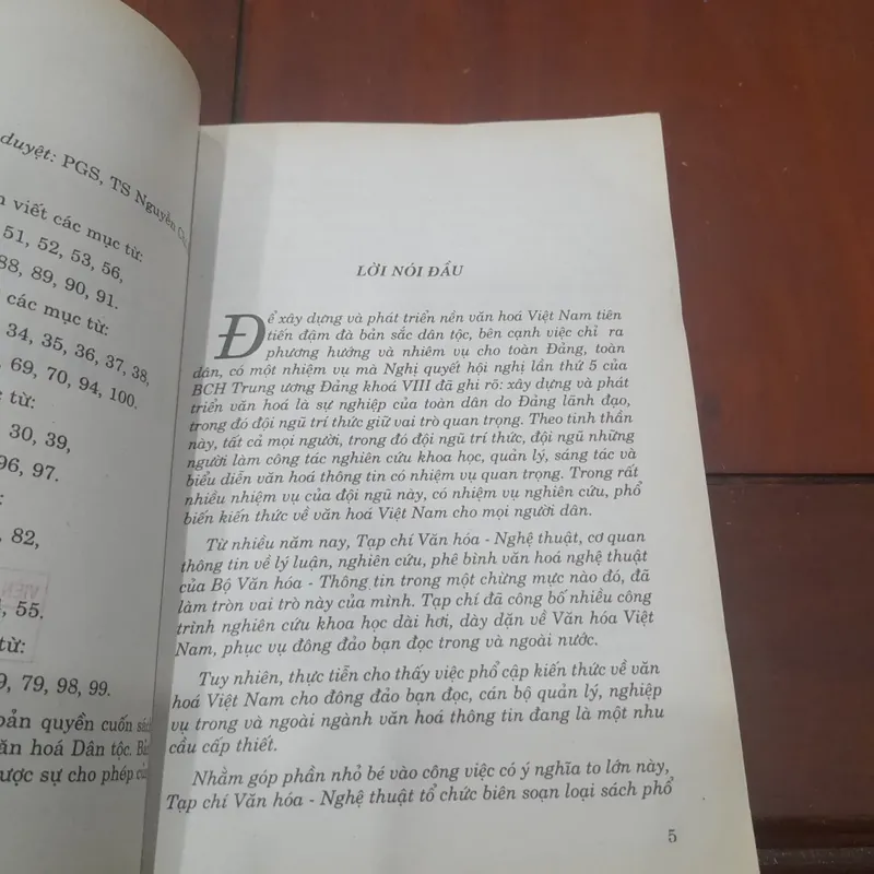 Hỏi và Đáp về CƠ SỞ VĂN HÓA VIỆT NAM 569111