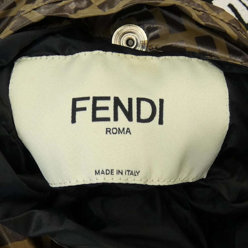 Áo khoác FENDI 633974