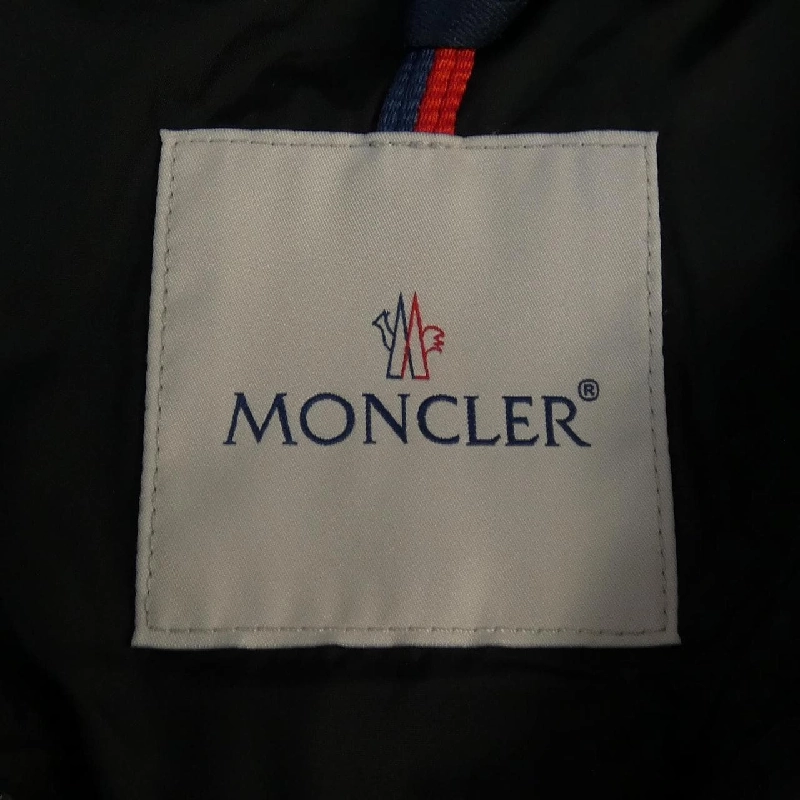 Áo khoác lông vũ MONCLER 635463
