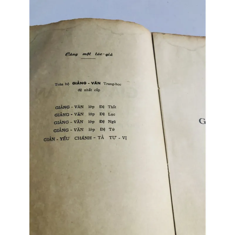 GIẢNG – VĂN (Lớp Đệ Lục) 792520