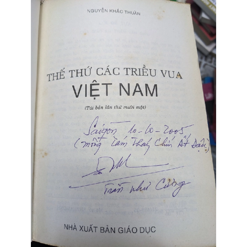 THẾ THỨ CÁC TRIỀU VUA VIỆT NAM - NGUYỄN KHẮC THUẦN 119776