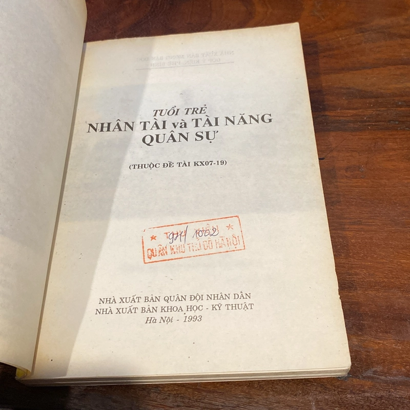 TUỔI TRẺ NHÂN TÀI VÀ TÀI NĂNG QUÂN SỰ (XB 1993) 475186