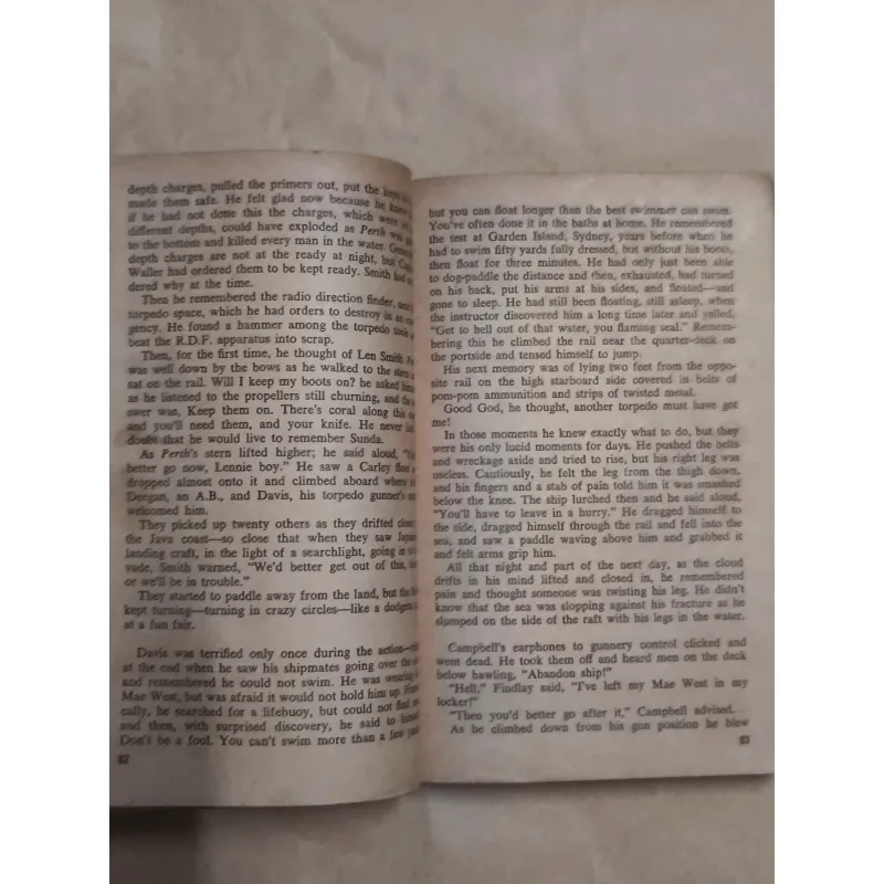 Combat: Pacific Theater – World War II (edited by Don Congdon) 1006210