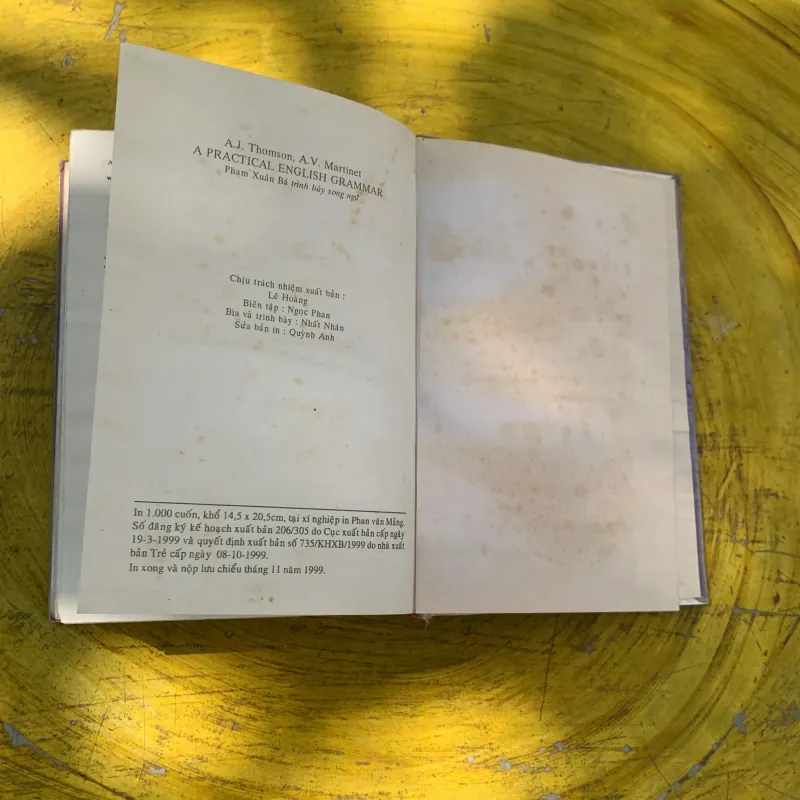 A PRACTICAL ENGLISH GRAMMAR- A.J. THOMSON & A.V. MARTINET 797288