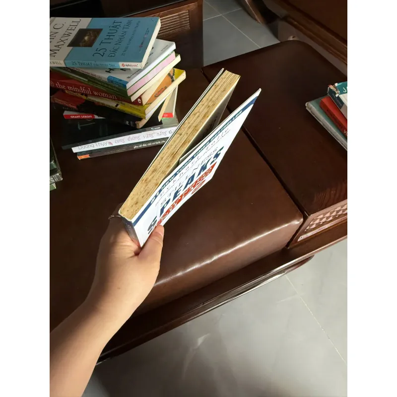 SỨC MẠNH CỦA TĨNH LẶNG (STILLNESS SPEAKS) – ECKHART TOLLE | K3 1010965