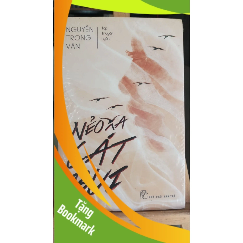 (TẶNG BOOKMARK) Nẻo xa cát bụi - Nguyễn Trọng Văn Sách văn học RBK0302 948440