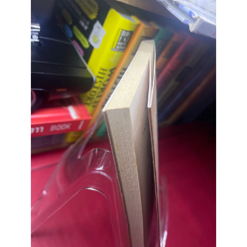 Giáo dục mới tại Việt Nam thập niên 1940 2018 mới 80% ố vàng nhẹ Nguyễn Thụy Phương HPB1605 SÁCH VĂN HỌC 462524