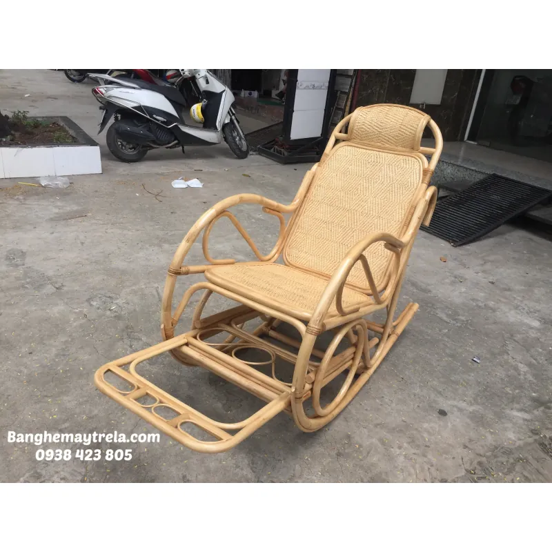 Ghế bập bênh mây tự nhiên thư giãn 789266