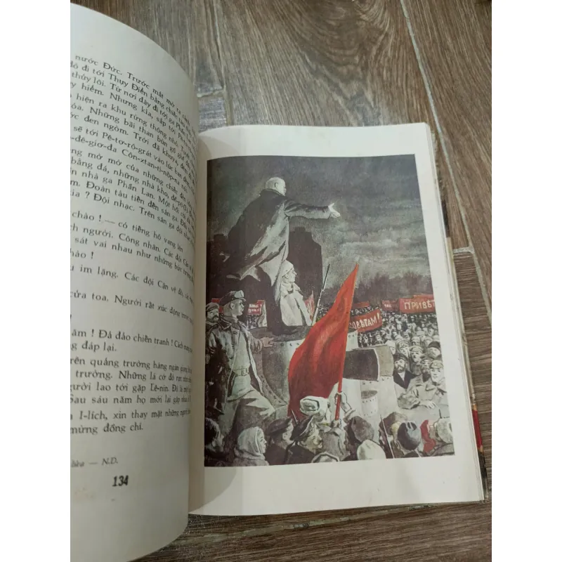 Cuộc Đời Của Lê-nin 995249