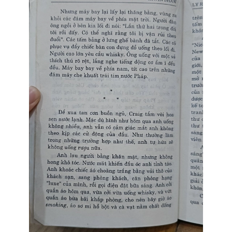 Ly rượu cấm - Irwin Shaw (Vũ Đình Bình dịch) 728350