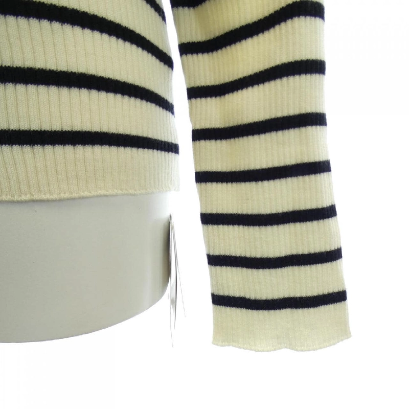 Không tên UNTITLED Áo len 645293