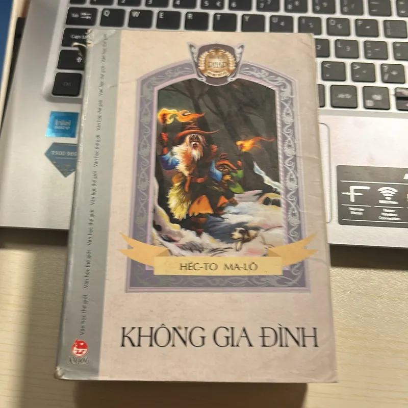 Không Gia Đình 558690