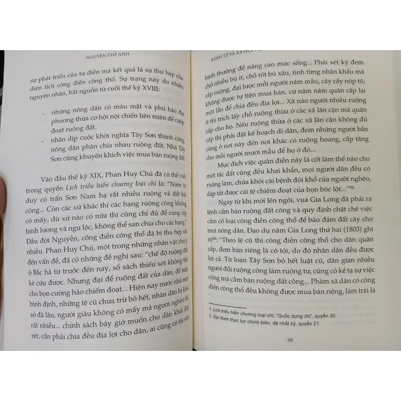 KINH TẾ VÀ XÃ HỘI VIỆT NAM DƯỚI CÁC VUA TRIỀU NGUYỄN - Nguyễn Thế Anh 594564