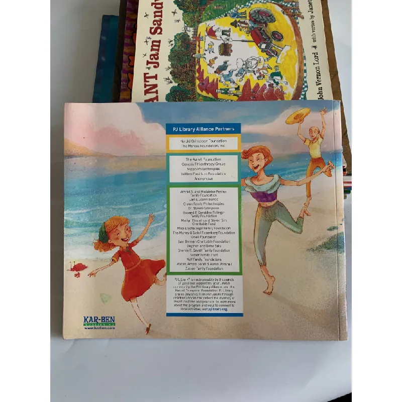 Hanukkah in Little Havana – Julie Anna Blank 561127