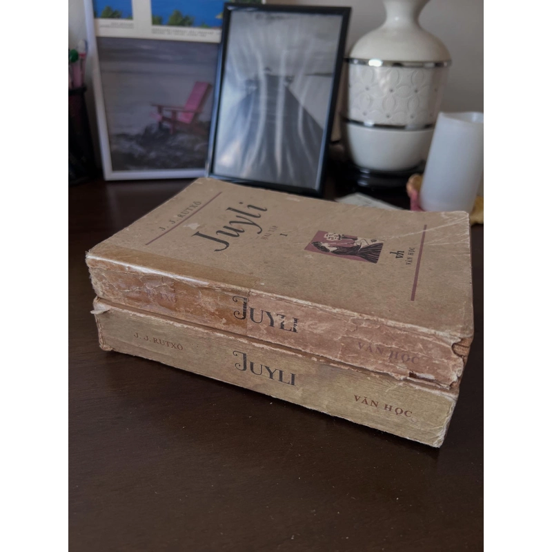 Juyli (trọn bộ 2 tập- tiểu thuyết xb 1982) 532034