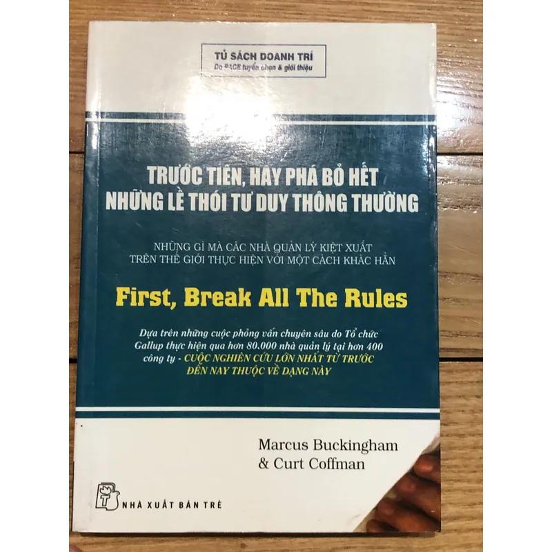 Sách “First, Break All The Rules” 738205