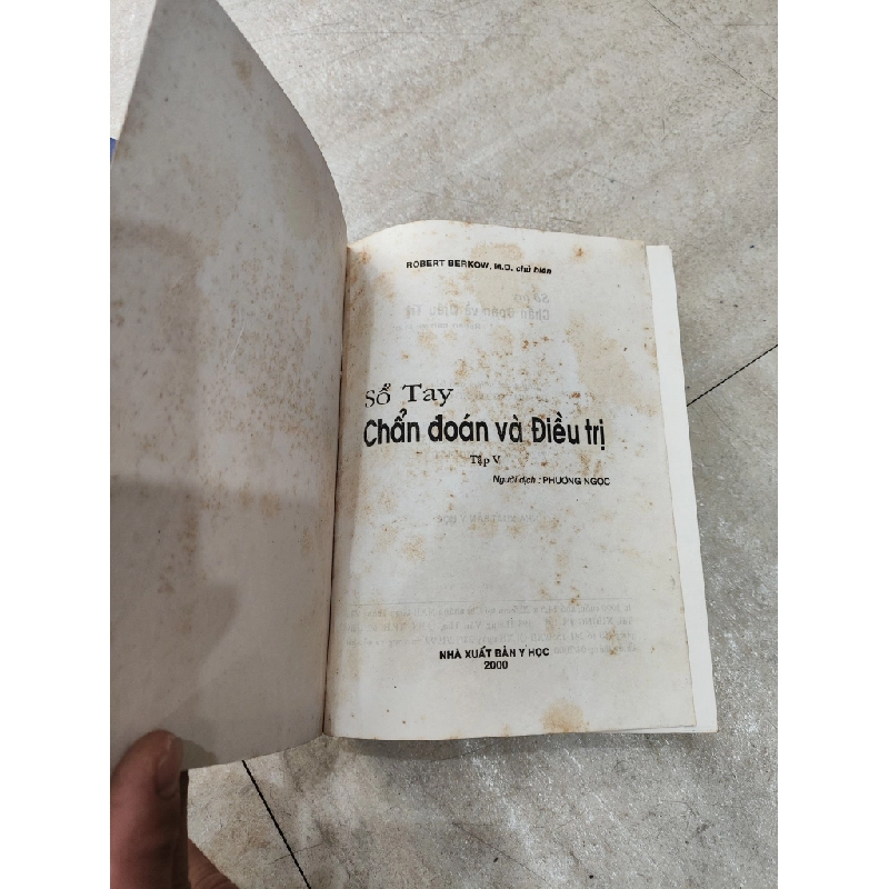 Sổ Tay Chẩn Đoán Và Điều Trị - Tập 4 - Robert Berkow, M.D chủ biên 356337