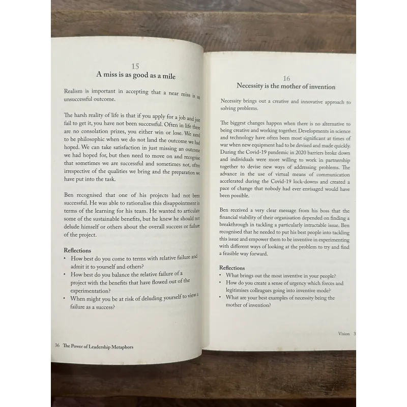 The Power Of Leadership Metaphors - Peter Shaw 731543