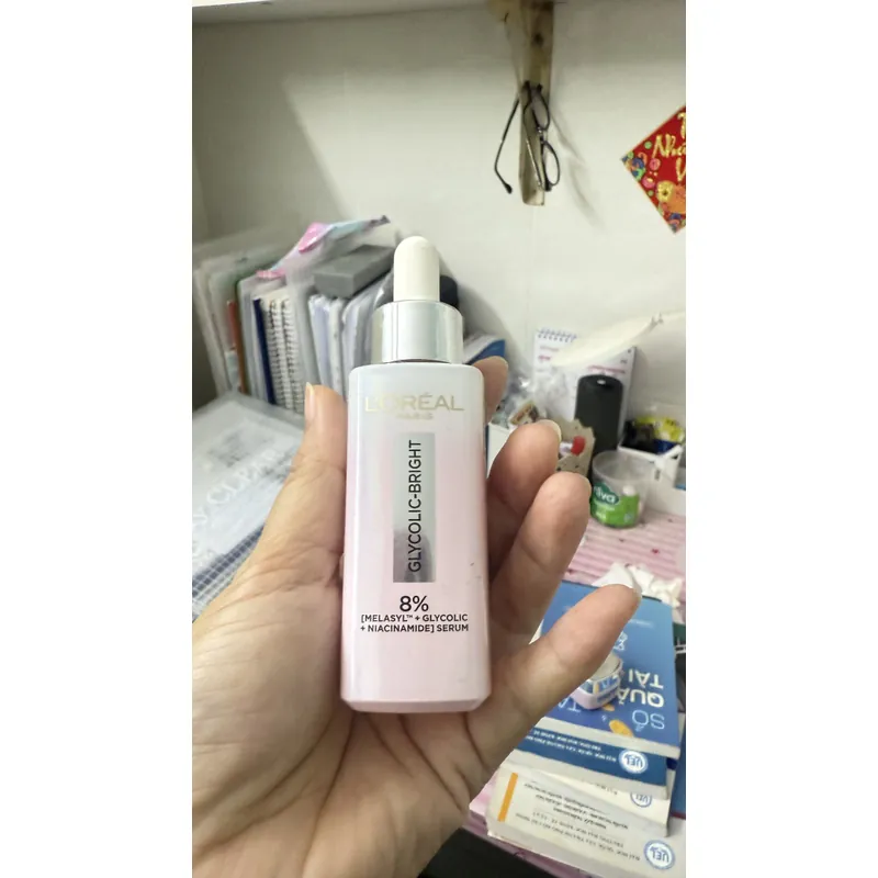 Pass lại Bộ Tinh chất và kem dưỡng L’oreal sáng da, mờ thâm nám 694529