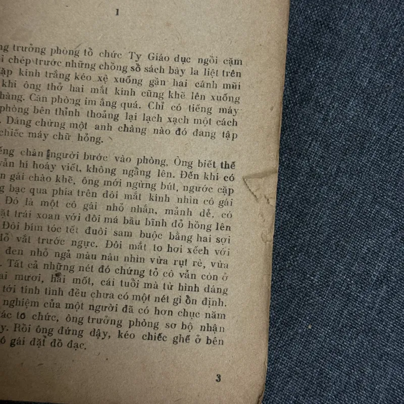 Đầu sông - Hoàng Minh Tường 1031718