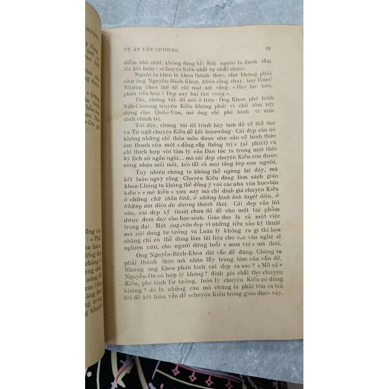 VỤ ÁN VĂN CHƯƠNG CHUYỆN KIỀU - TỬ VI LANG 716440