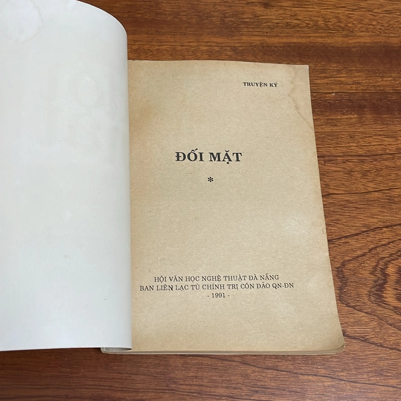 II Truyện, Ký: Đối Mặt - Nhiều Tác Giả - 1991 502572