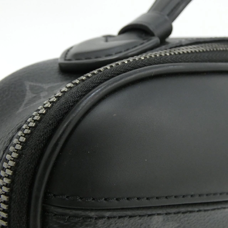 Túi đeo chéo Louis Vuitton Monogram Eclipse M42906 - Hàng hiệu chính hãng 776469