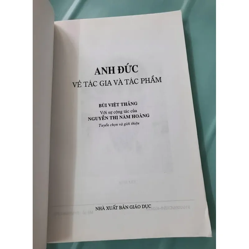 Anh Đức - VỀ TÁC GIA VÀ TÁC PHẨM - khổ lớn  739365
