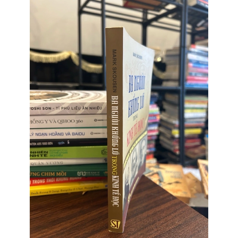 Ba người khổng lồ trong kinh tế học -Mark Skousen 927701