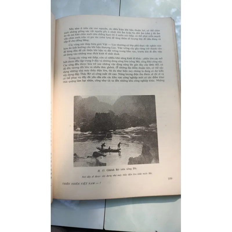 THIÊN NHIÊN VIỆT NAM - LÊ BÁ THẢO 784960