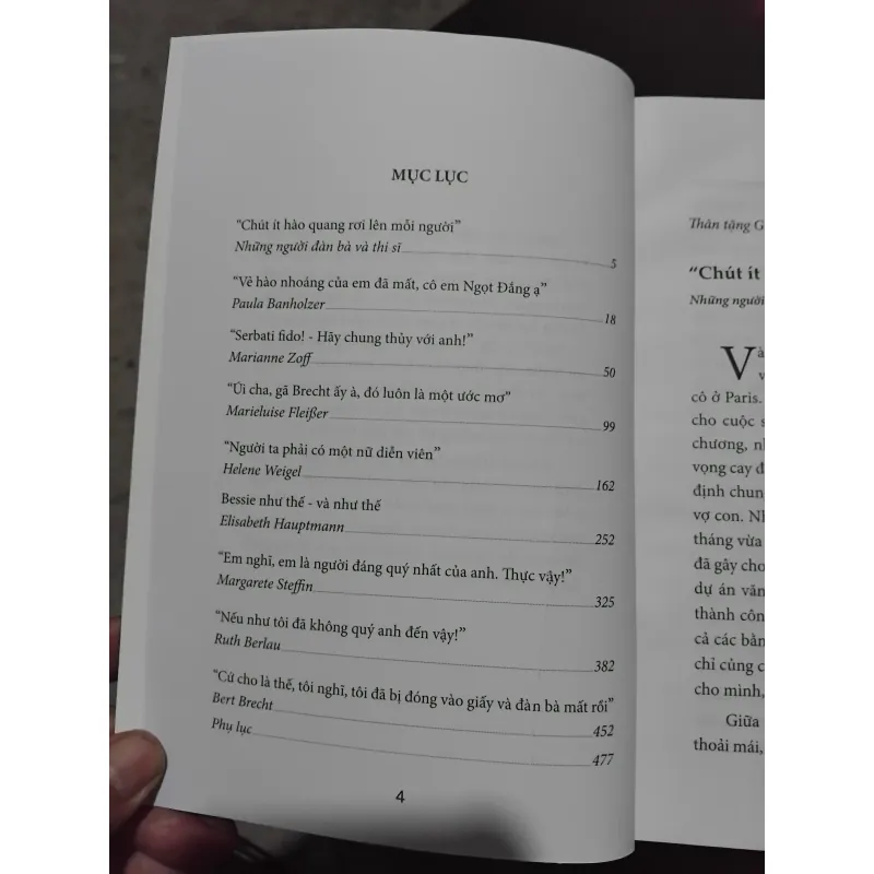 Những người đàn bà của Brecht  984669