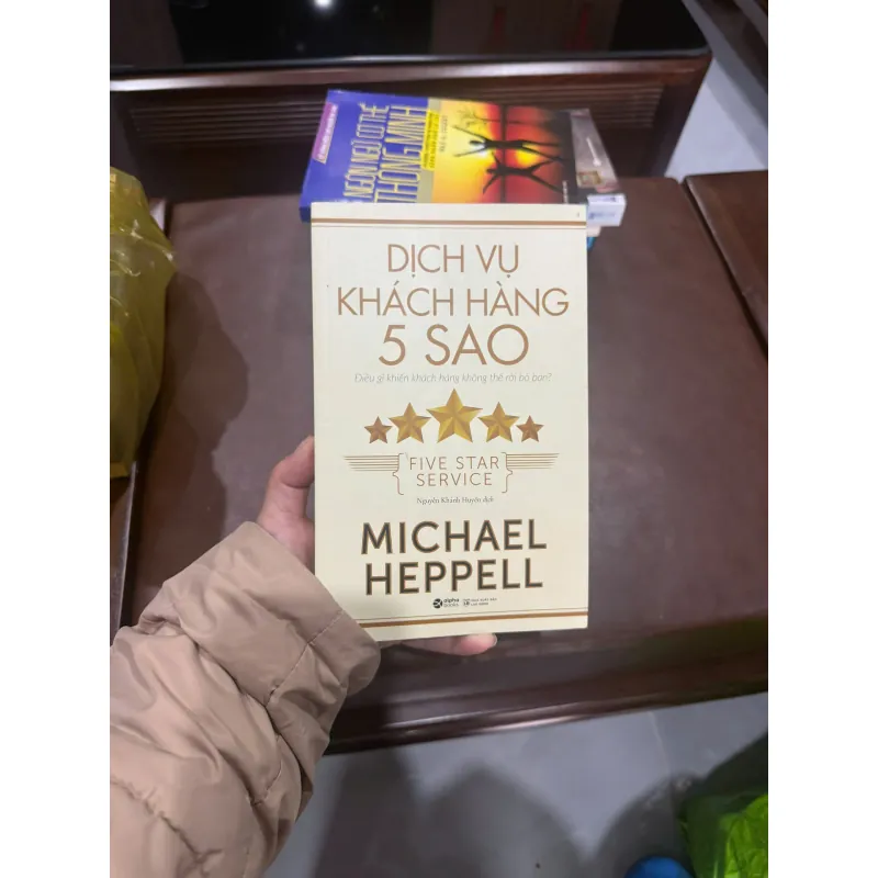 DỊCH VỤ KHÁCH HÀNG 5 SAO – MICHAEL HEPPELL- K5 1032932