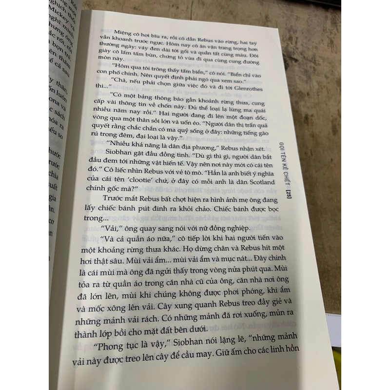 Gọi tên kẻ chết - ian rankin. 999 458178