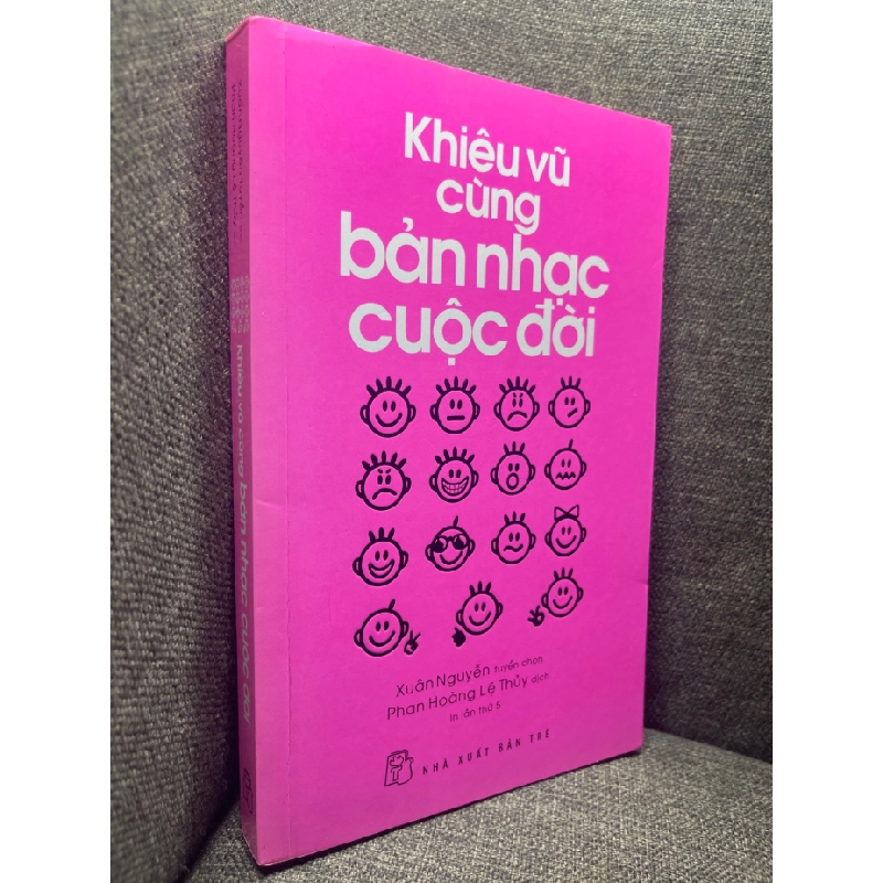 Khiêu vũ cùng bản nhạc cuộc đời Xuân Nguyễn 2018 mới 80% HPB1704 182120