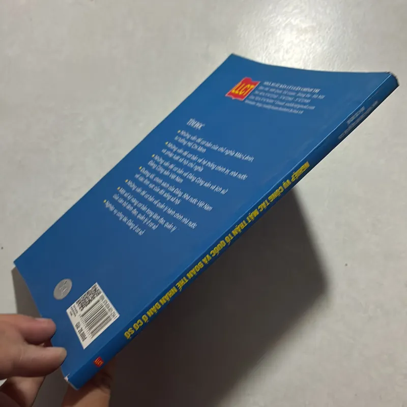 Nghiệp vụ công tác mặt trận tổ quốc và đoàn thể nhân dân ở cơ sở 727048