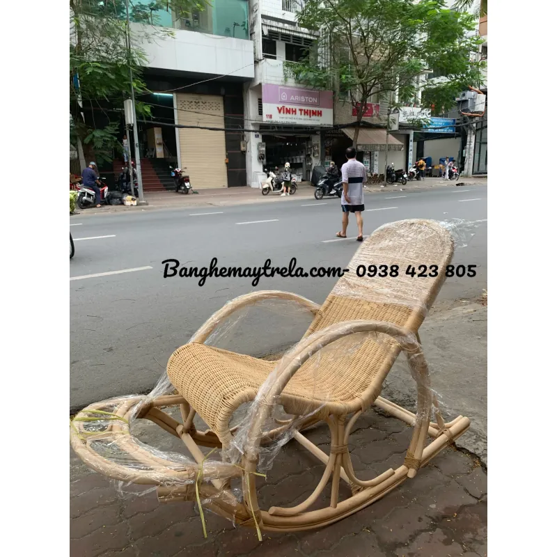 Ghế bập bênh mây hiện đại 751421