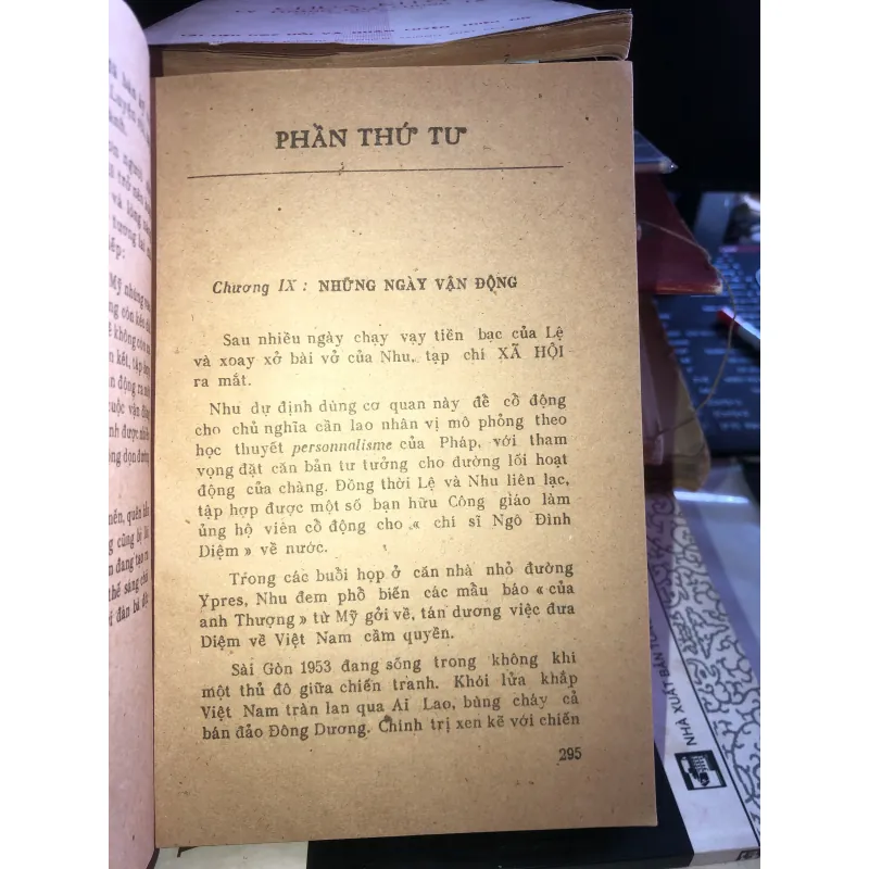 Đệ nhất phu nhân - Hoàng Trọng Miên 1019372