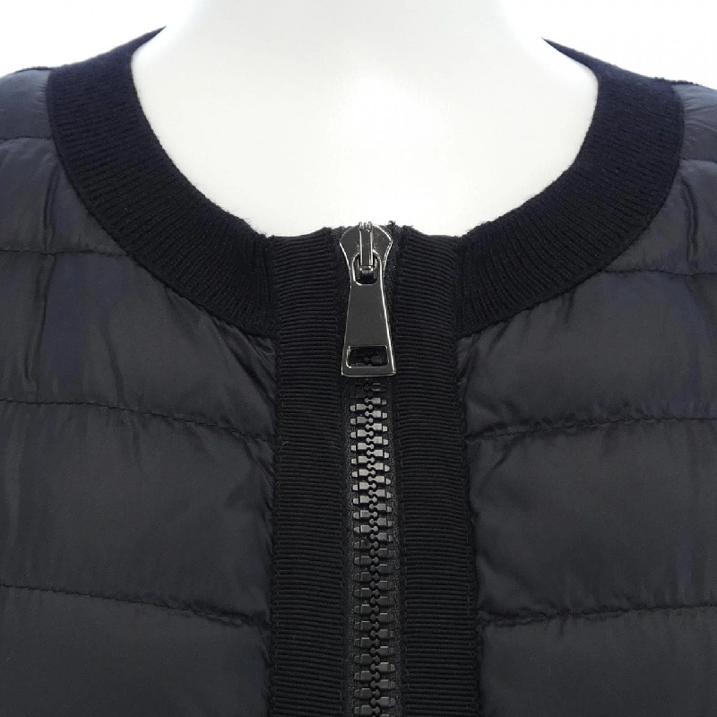 Moncler MONCLER 20939B51000 Áo khoác lông - Hàng hiệu Chính hãng 821614