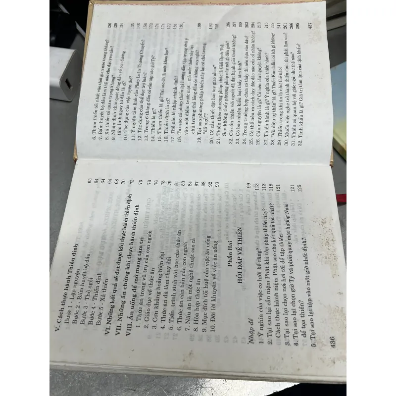 THIỀN LÀ GÌ? – HÀNH TRÌNH TÌM VỀ SỰ AN YÊN 977475