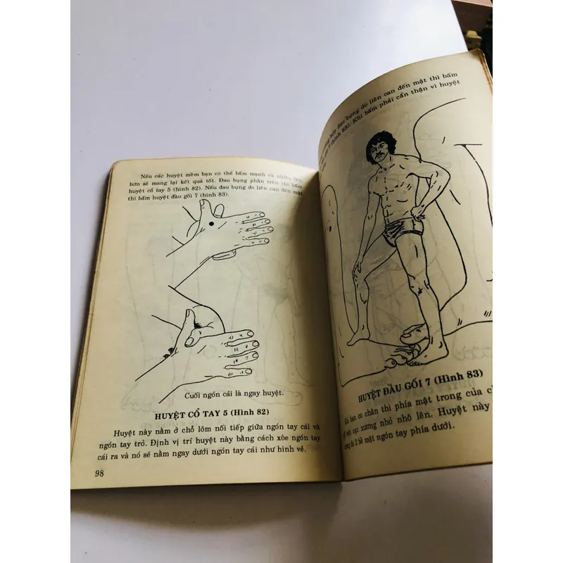 TỰ BẤM HUYỆT CHỮA BỆNH THÔNG THƯỜNG  594537
