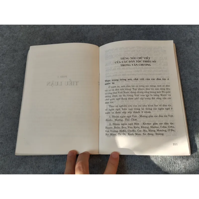 MỘT NGÔI NHÀ SÀN HÀ NỘI - NÔNG QUỐC CHẤN 717953