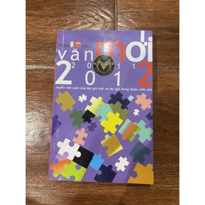 Văn mới 2011-2012 - Tuyển văn xuôi của tác giả mới và tác giả đang được mếm mộ (6) 930895