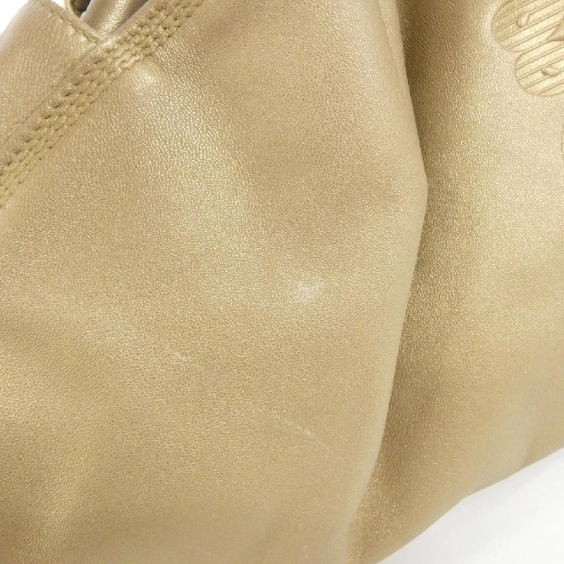 Túi đeo vai Loewe Levante 309 82 102 - Hàng hiệu Authentic 768199