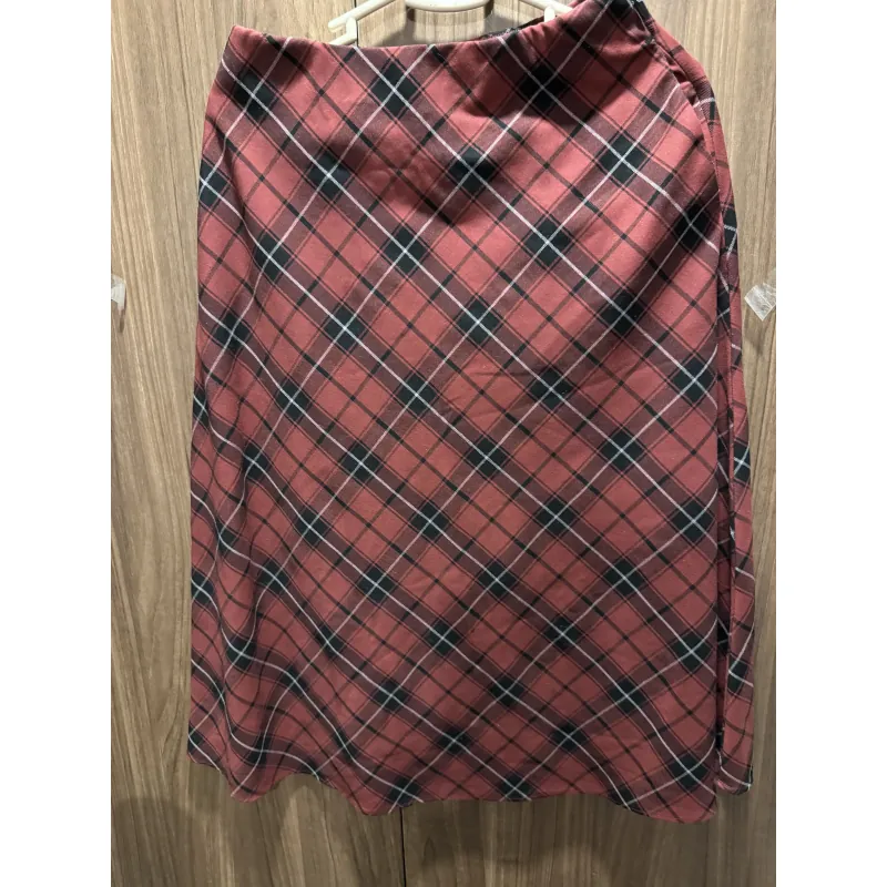 Chân váy thương hiệu UniQlo 797922